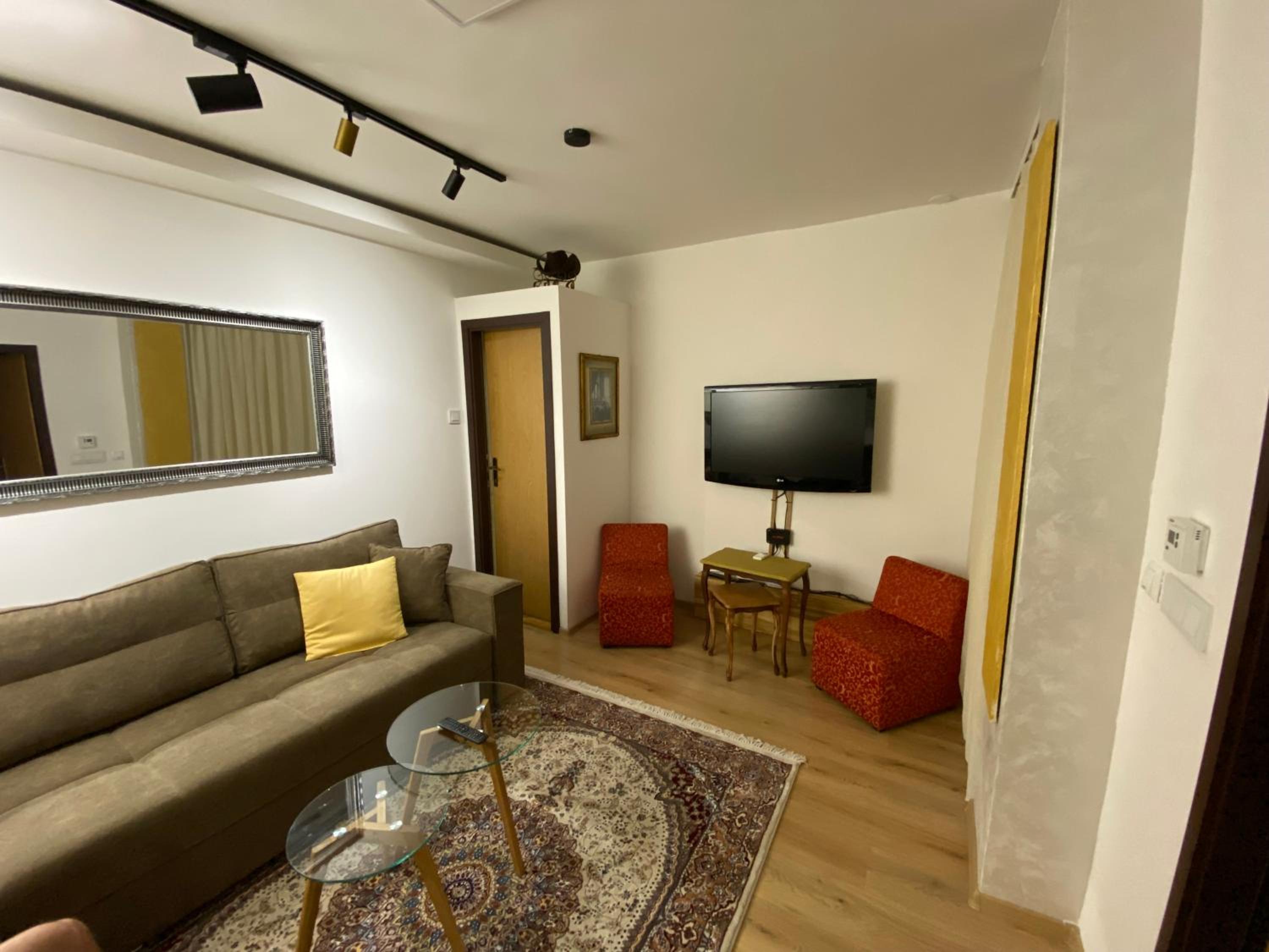 Deenco apartment