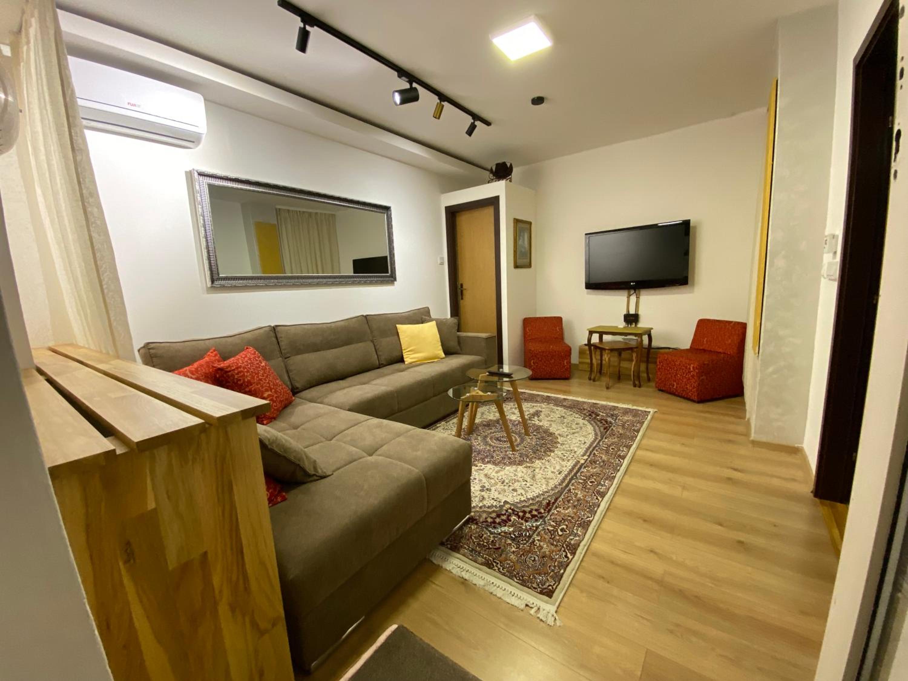 Deenco apartment