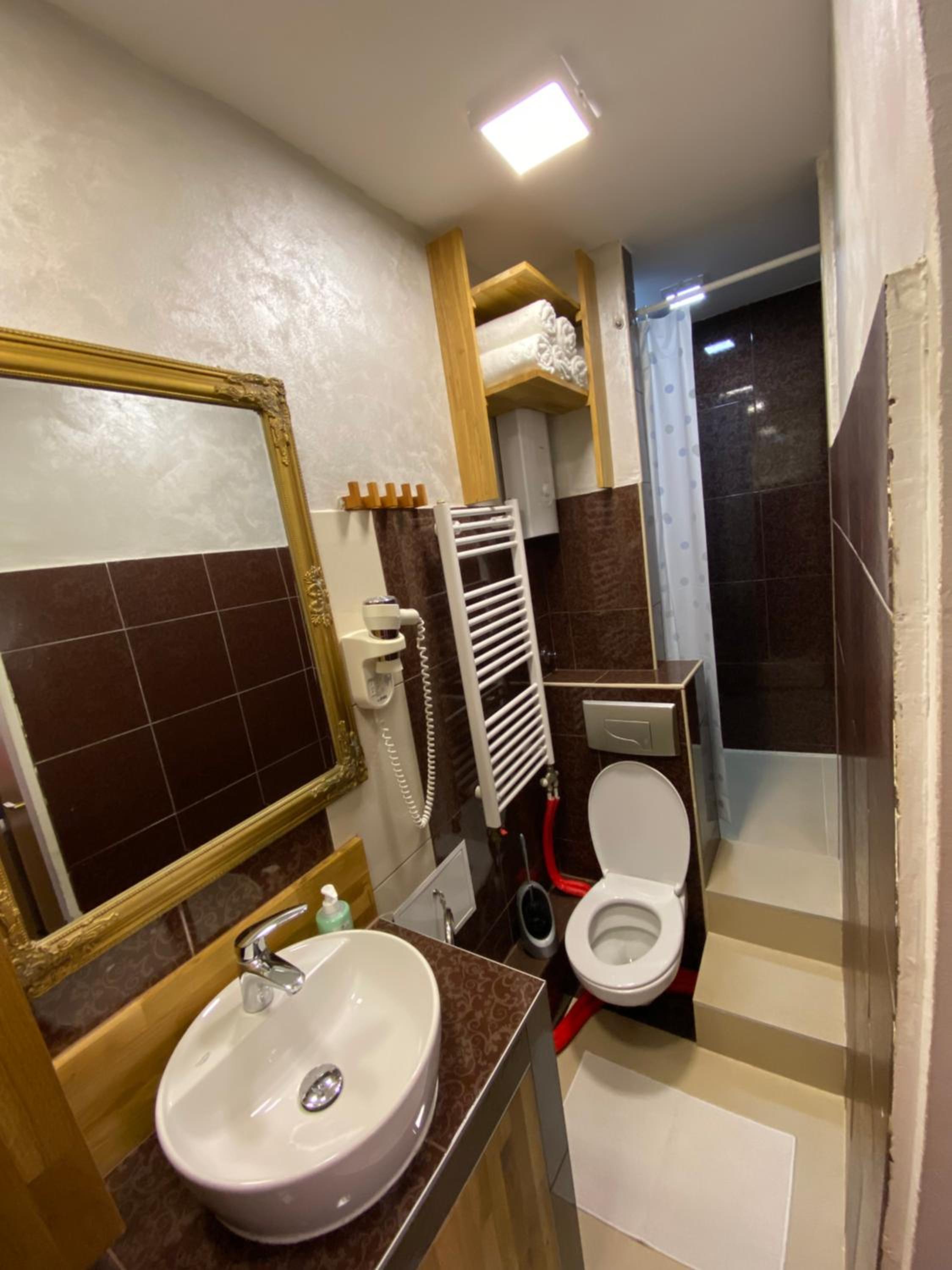 Deenco apartment