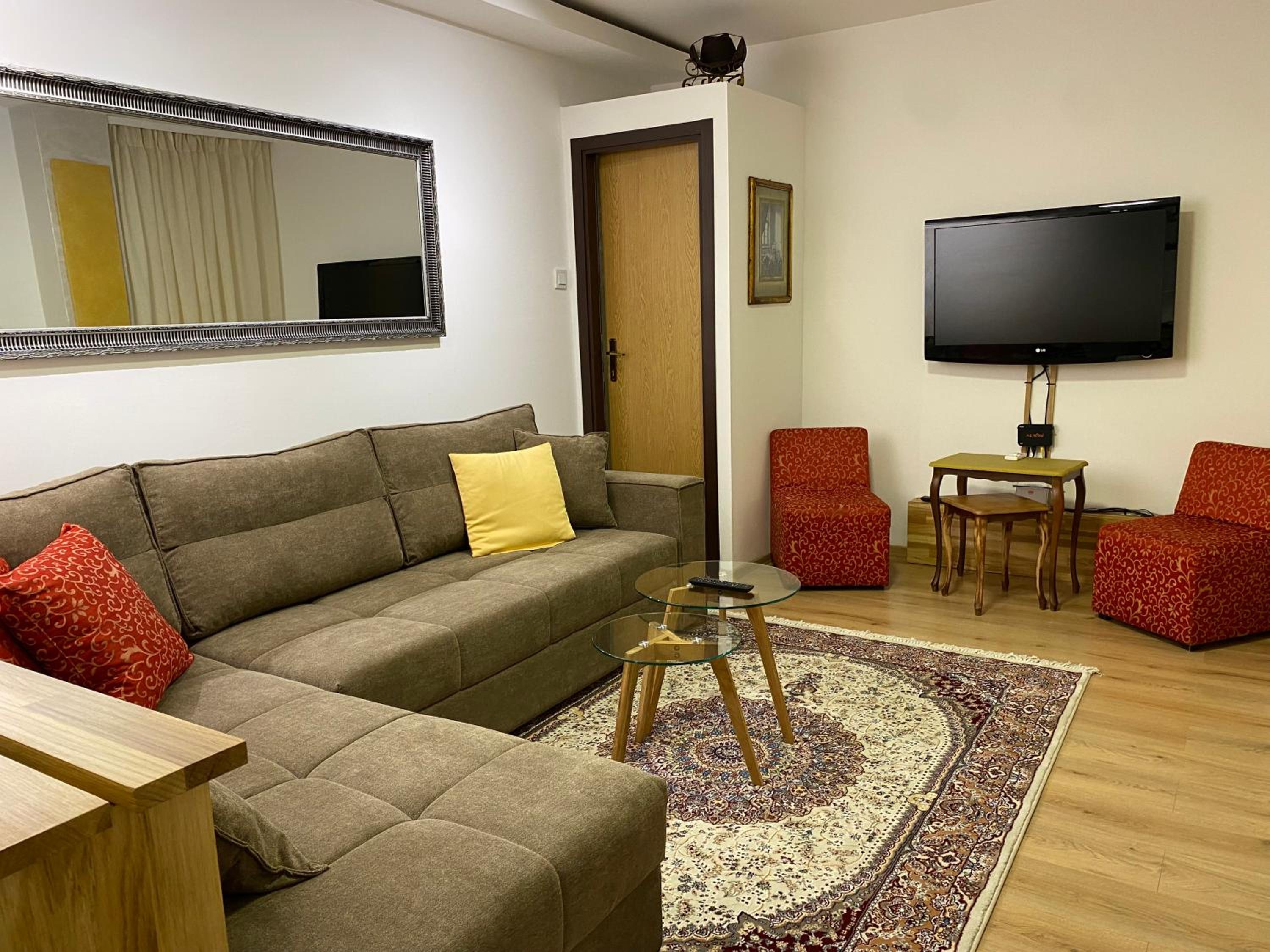 Deenco apartment