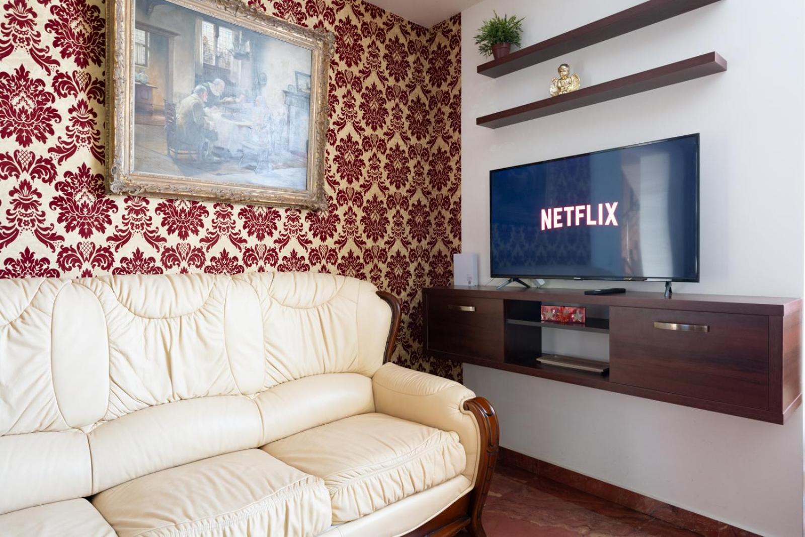 FarawayHomes Aparthotel Near Vienna Airport - Anytime Self Check-In