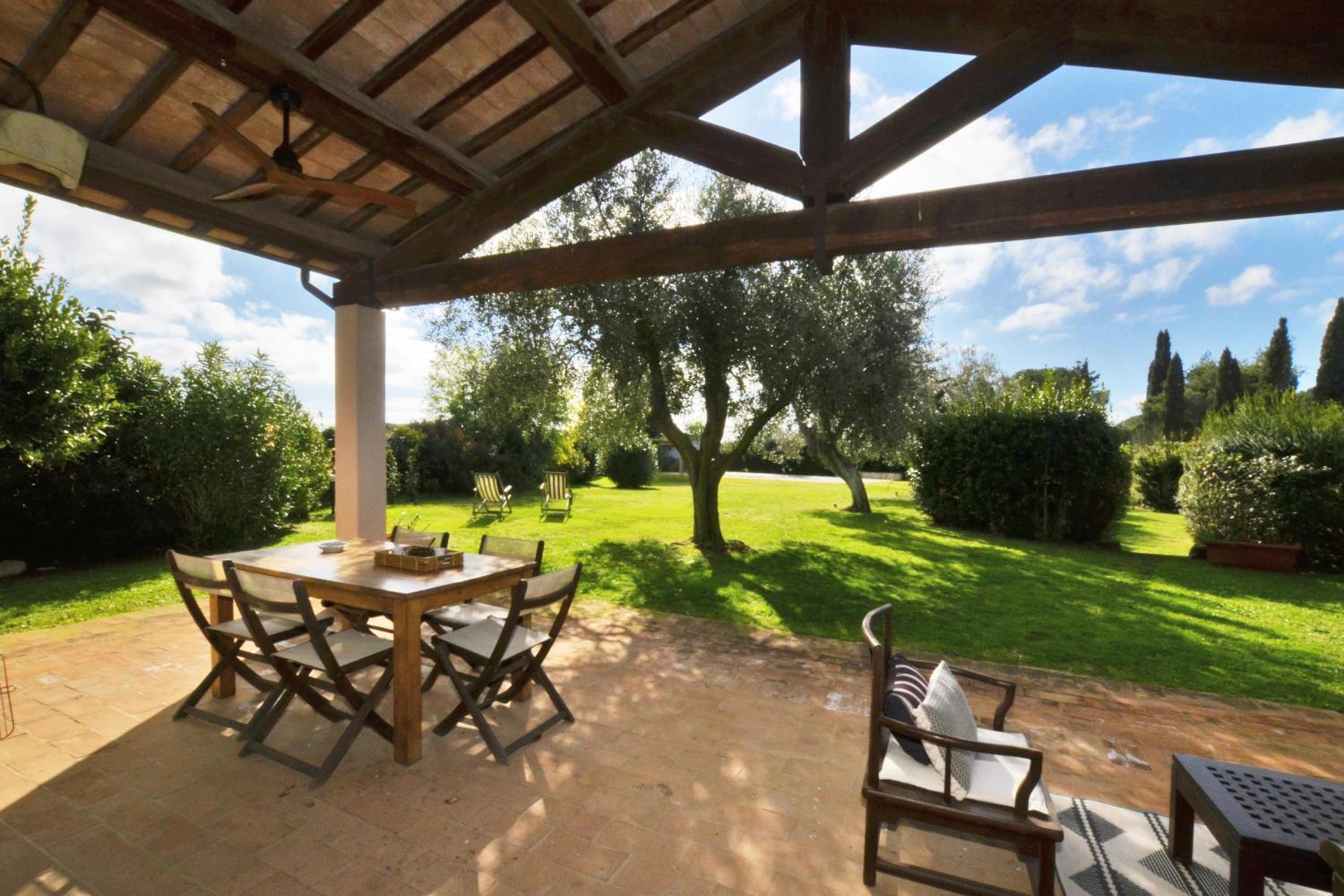 Chalet Vignarola - Happy Rentals view 5