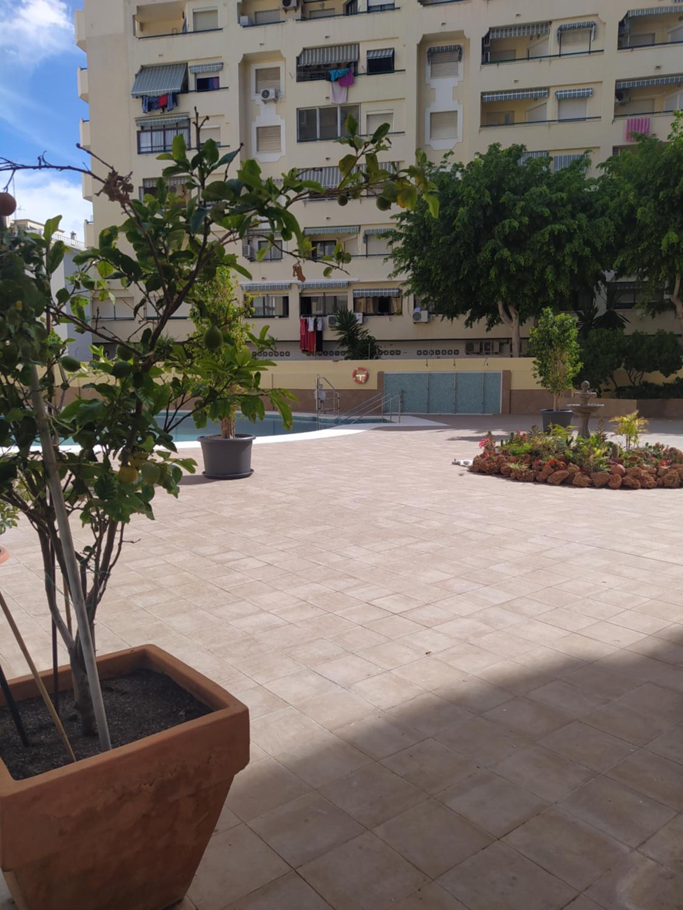 VER72- Bonito apart - terraza - wifi - reformado view 2