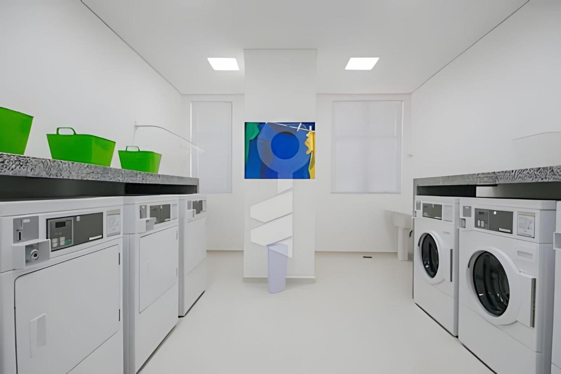 Lifespace: Sofisticação em Localização Nobre com academia e piscina aquecida