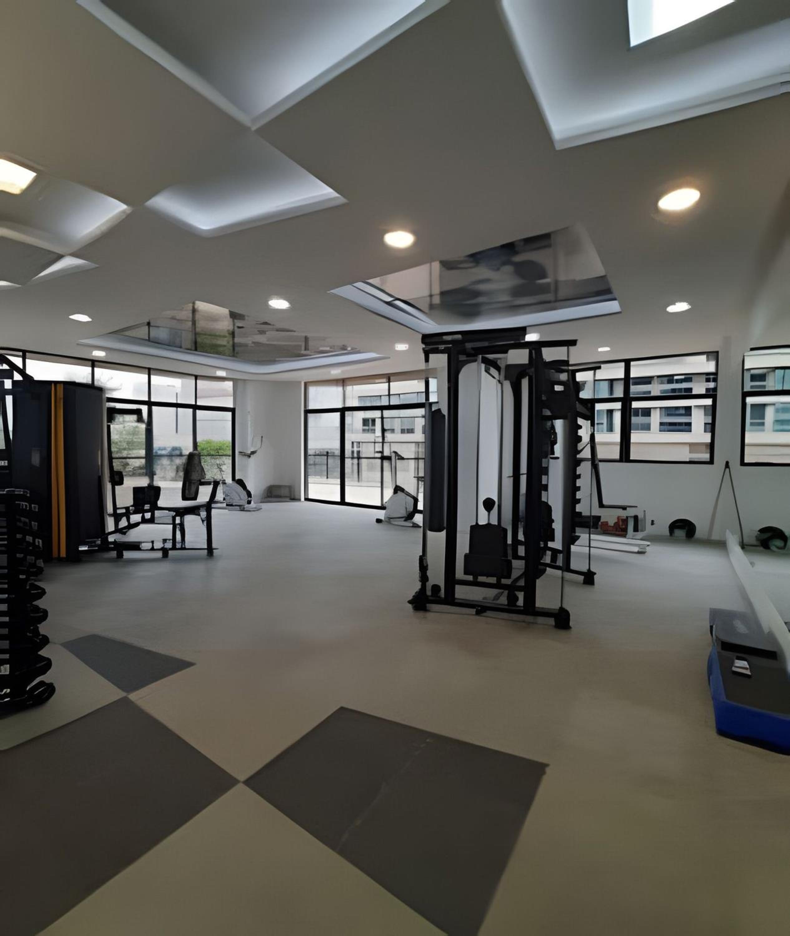 Lifespace: Sofisticação em Localização Nobre com academia e piscina aquecida