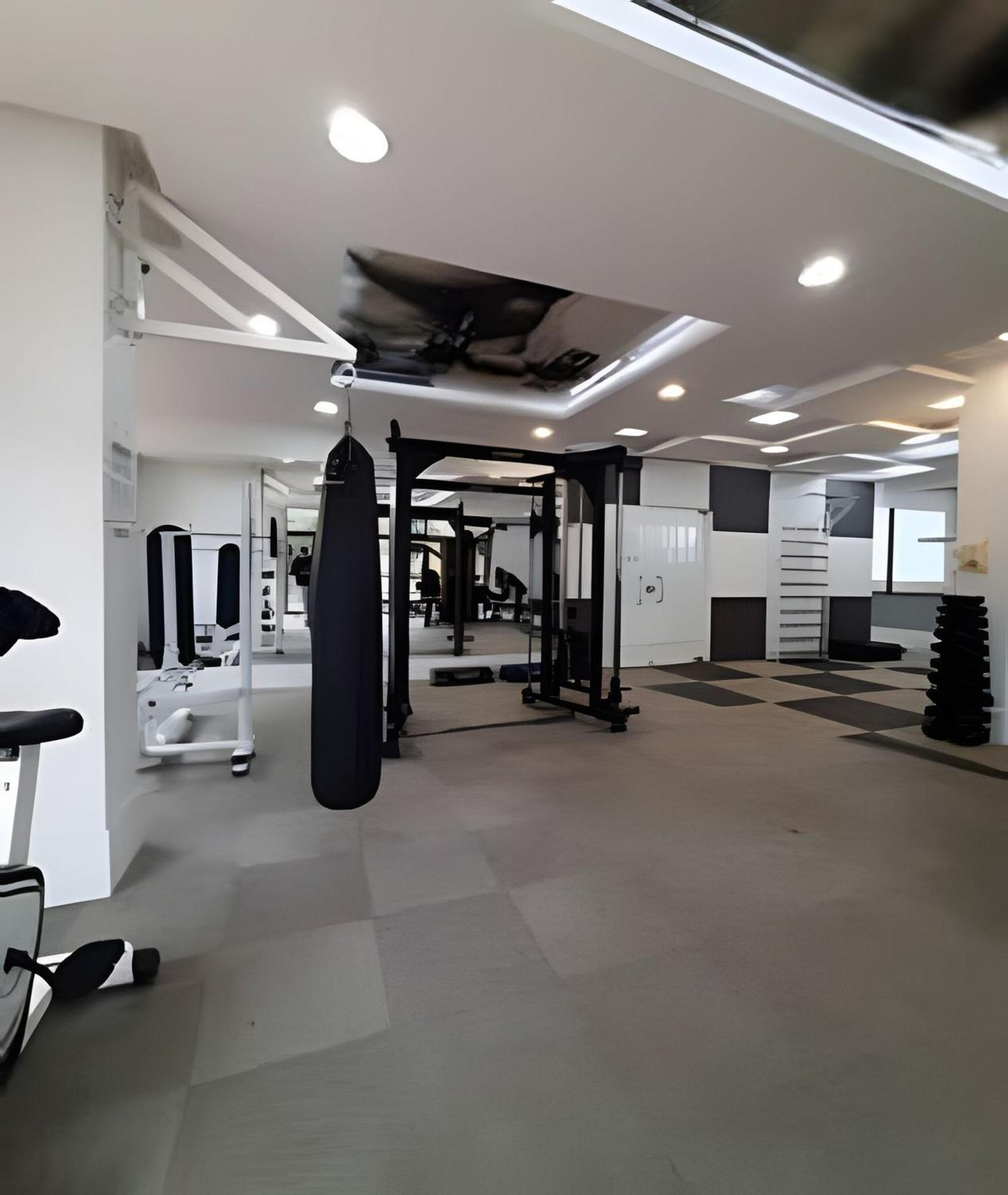 Lifespace: Sofisticação em Localização Nobre com academia e piscina aquecida
