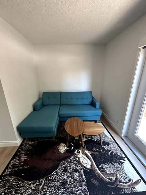 Spacious 5 - Bedroom Oasis in Penticton