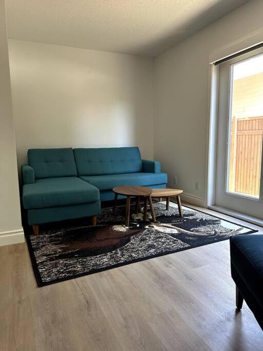 Spacious 5 - Bedroom Oasis in Penticton