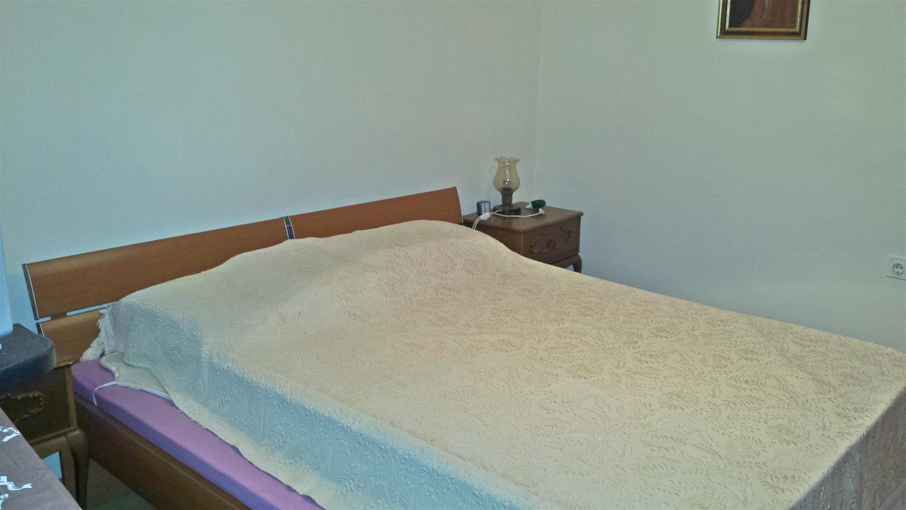 Spacious Apartment in Zlarin + terrace