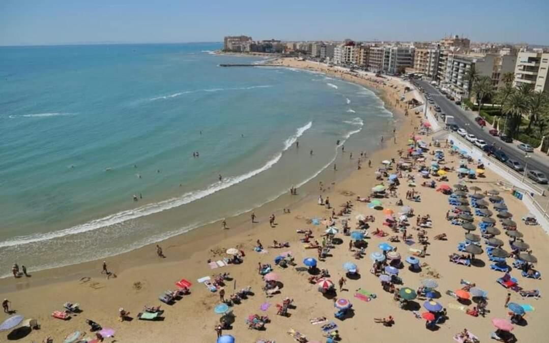 Sea View Luxury Apartment Victoria