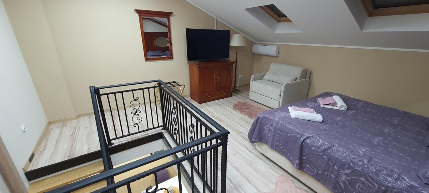 Lena 5 Apartmants view 4