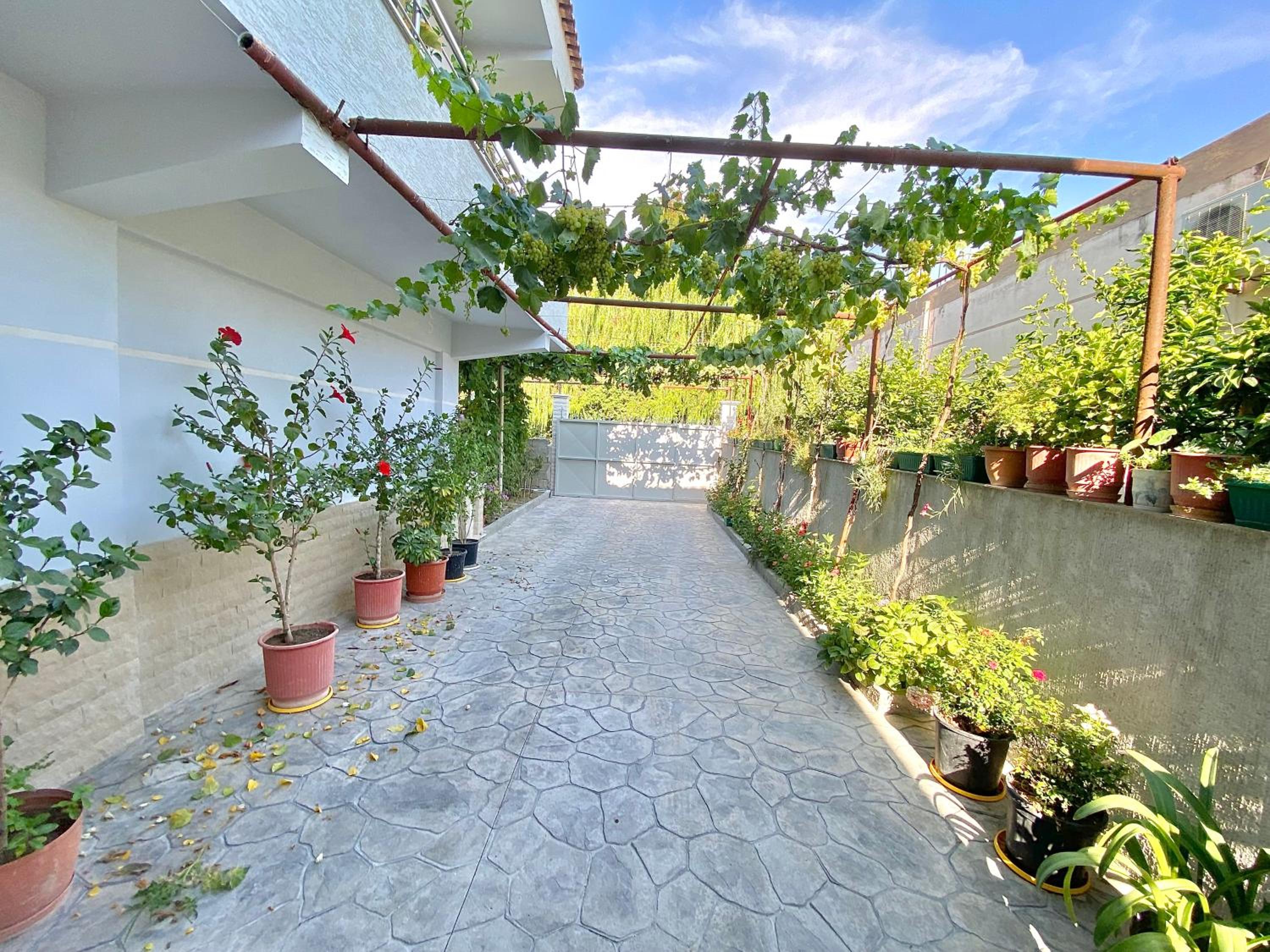 Holiday House Vlora