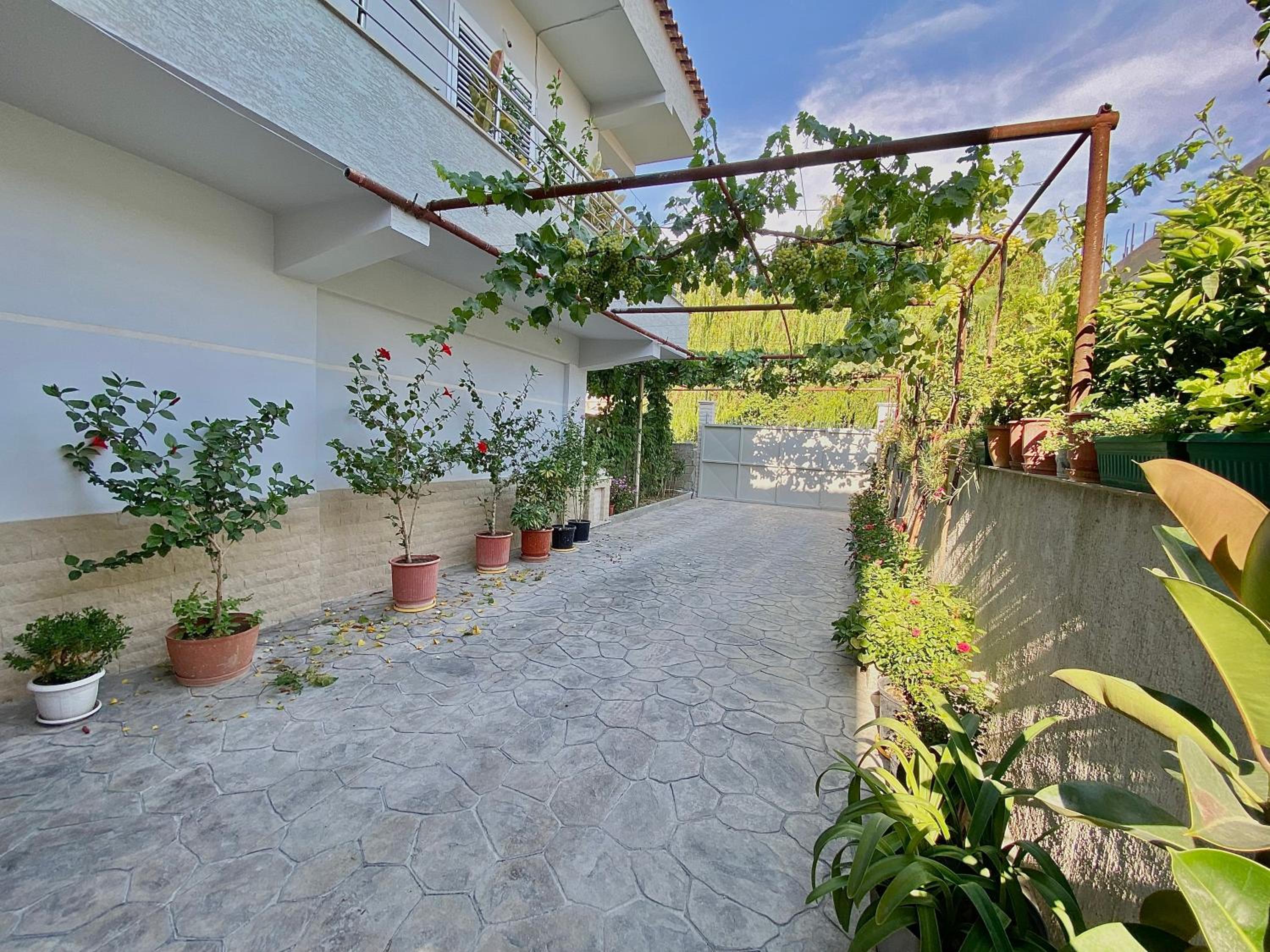 Holiday House Vlora