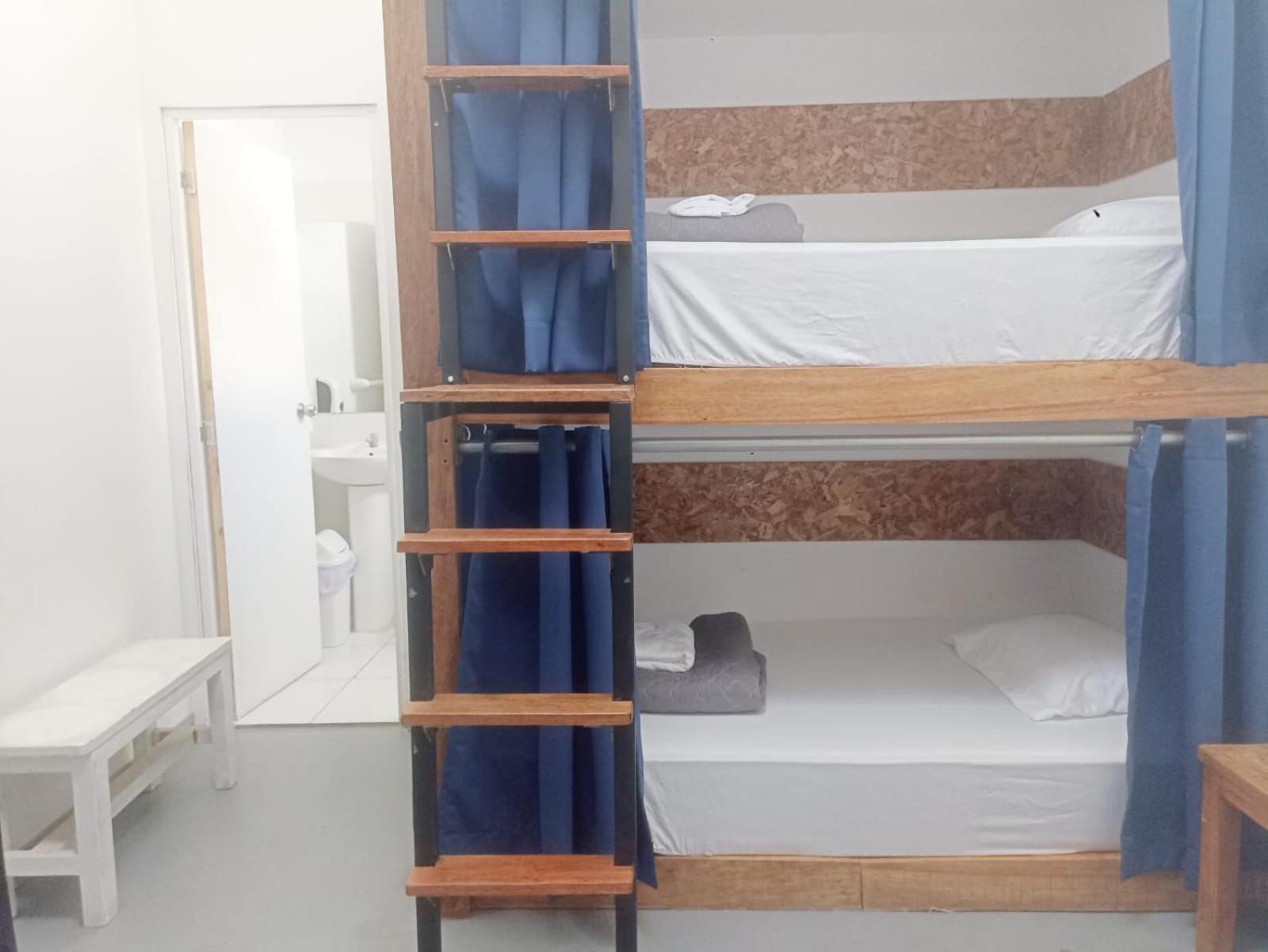 SG Paracas Hostel
