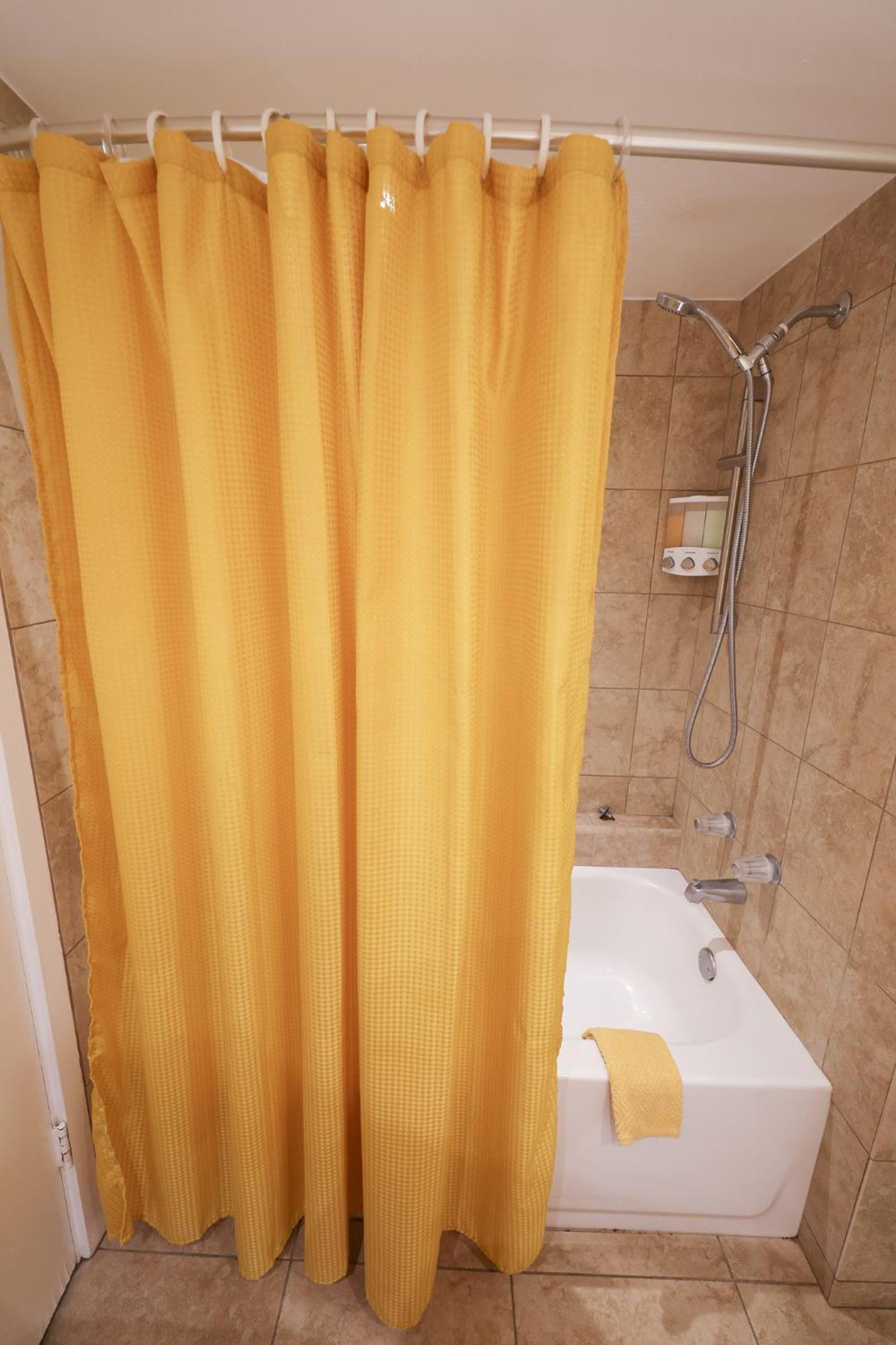Tropical Studios at Marine Surf Waikiki - FREE PARKING - BEST LOCATION - FULL KITCHEN - SWIMMING POOL 照片第 65 張,共 263 張
