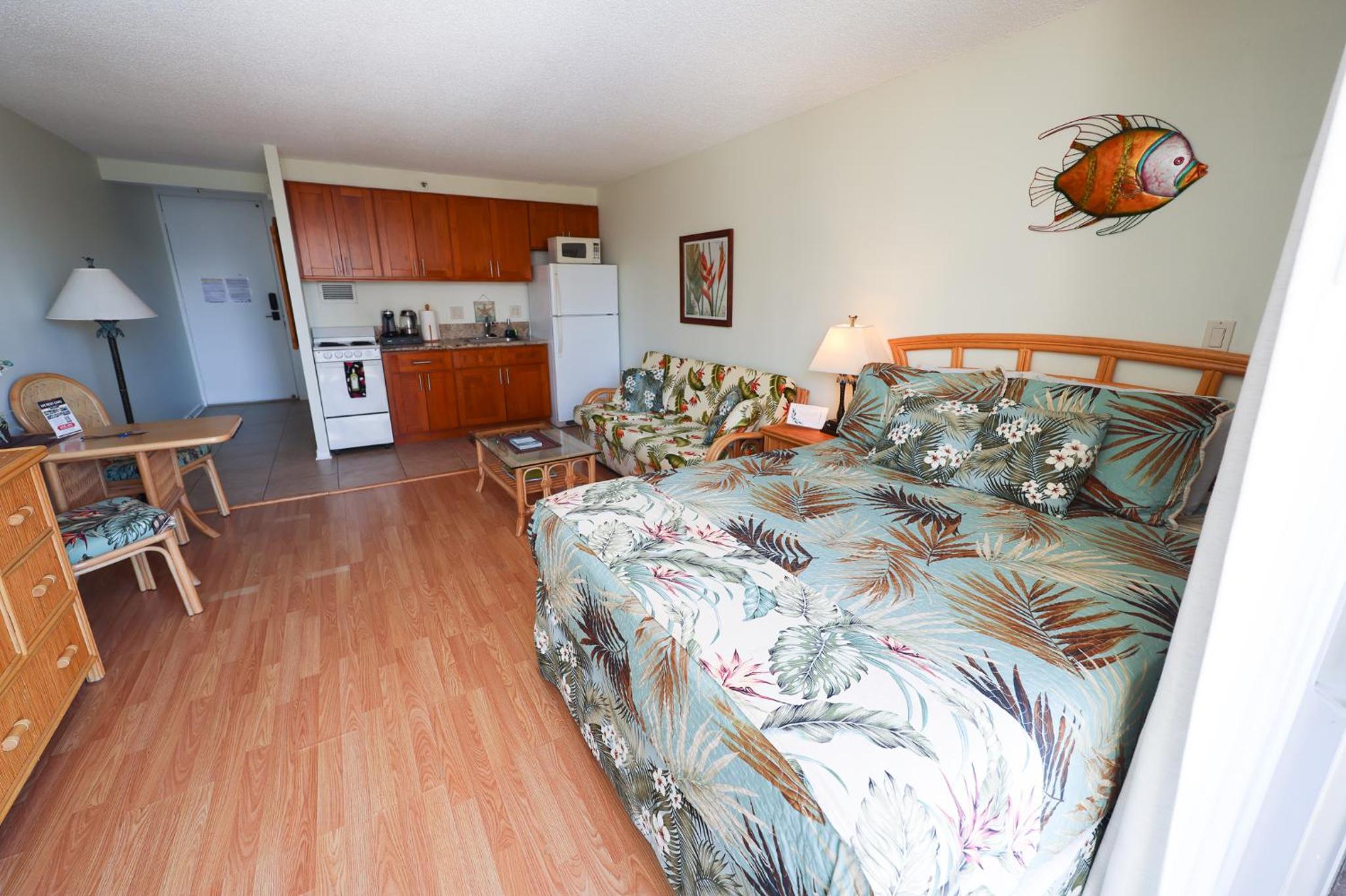 Tropical Studios at Marine Surf Waikiki - FREE PARKING - BEST LOCATION - FULL KITCHEN - SWIMMING POOL 照片第 241 張,共 263 張