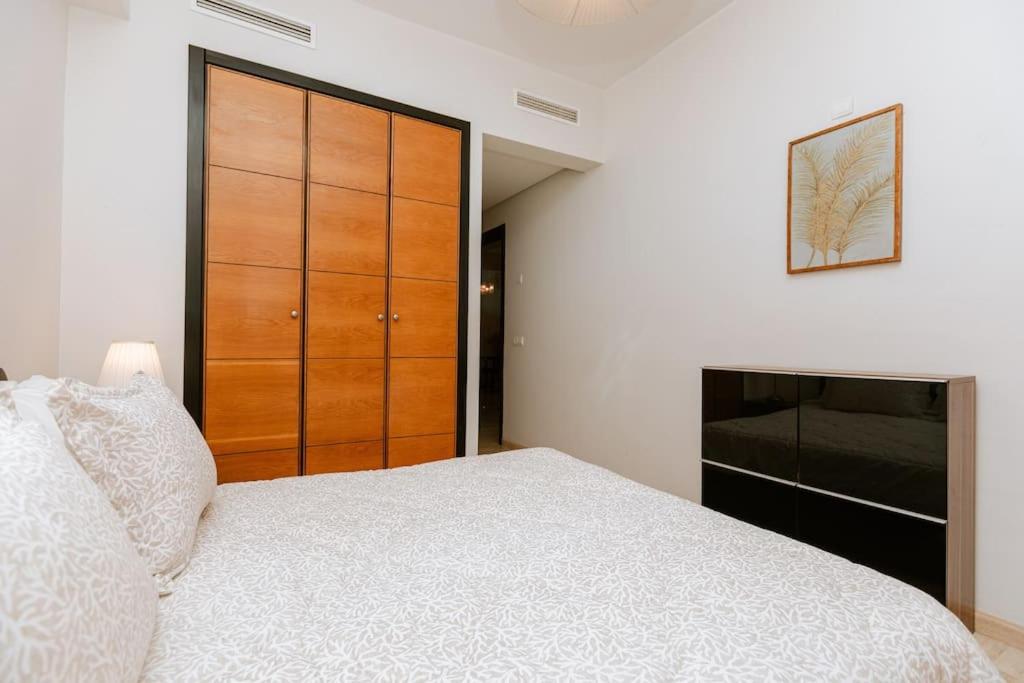 Appartement Centre-ville, vue mer, 2 chambres spacieuses view 4