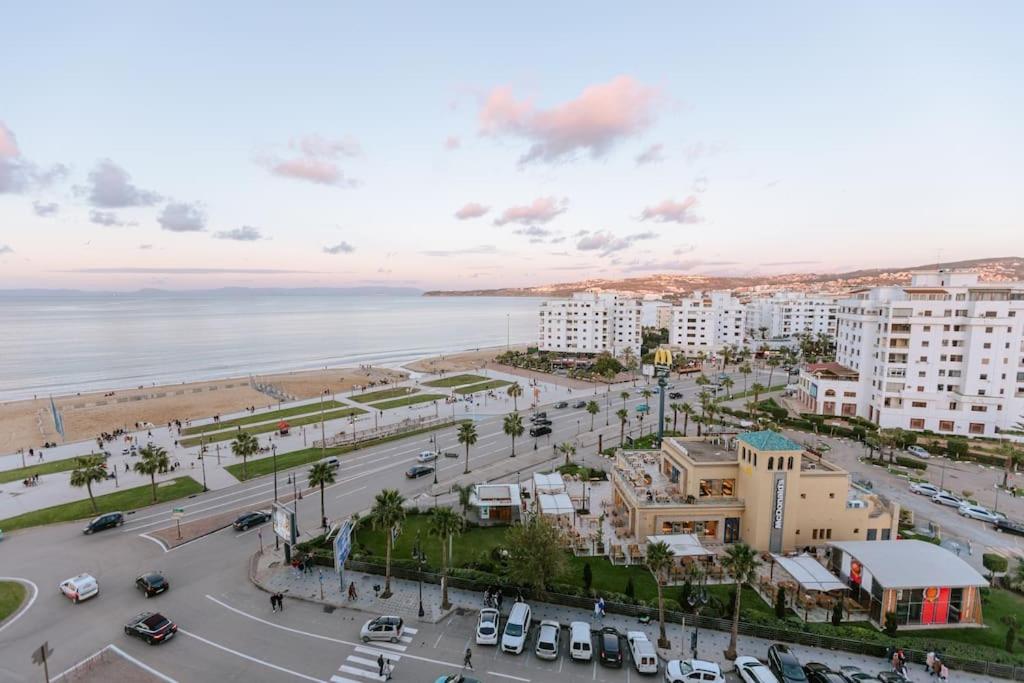 Appartement Centre-ville, vue mer, 2 chambres spacieuses view 5