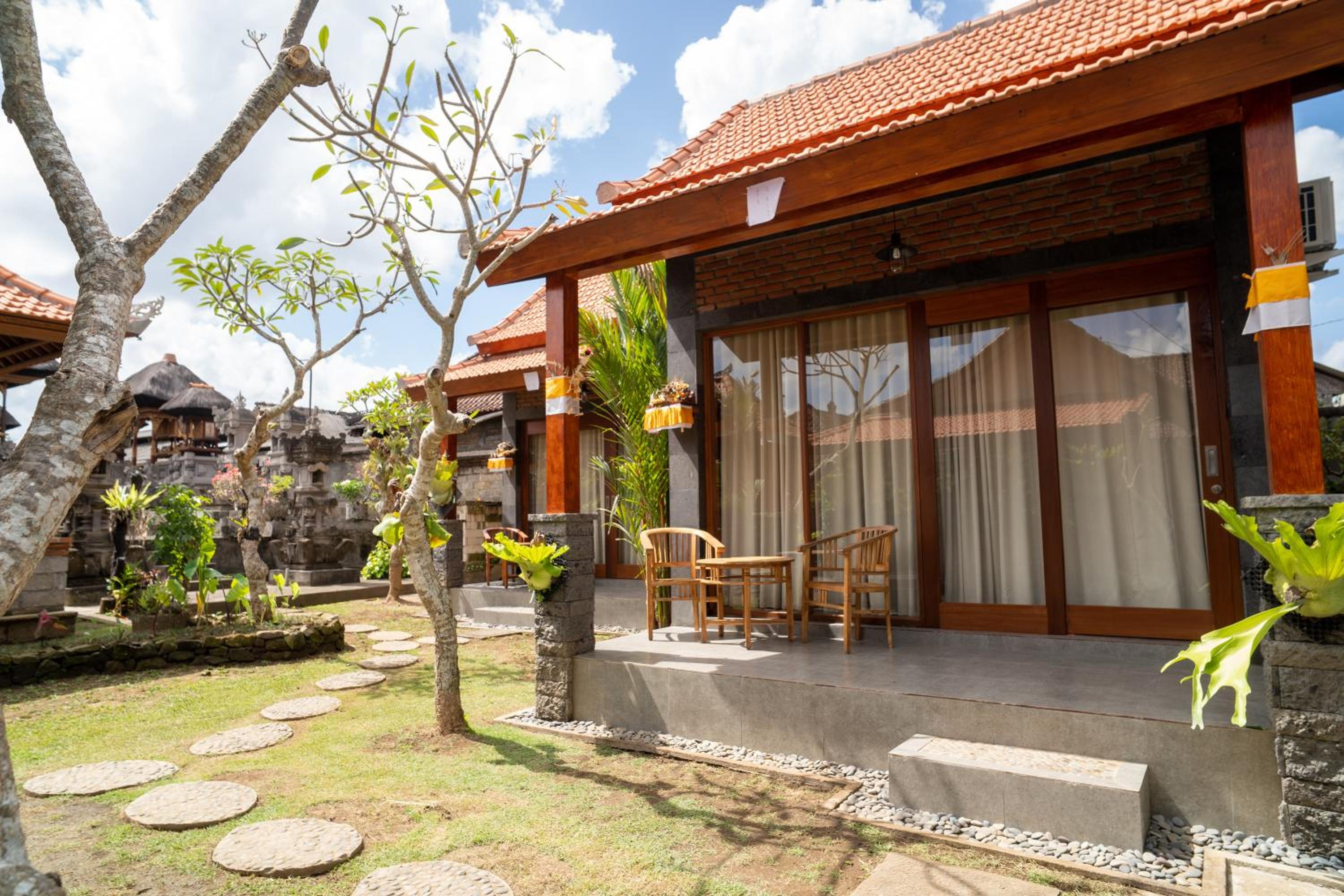 Vinaya homestay