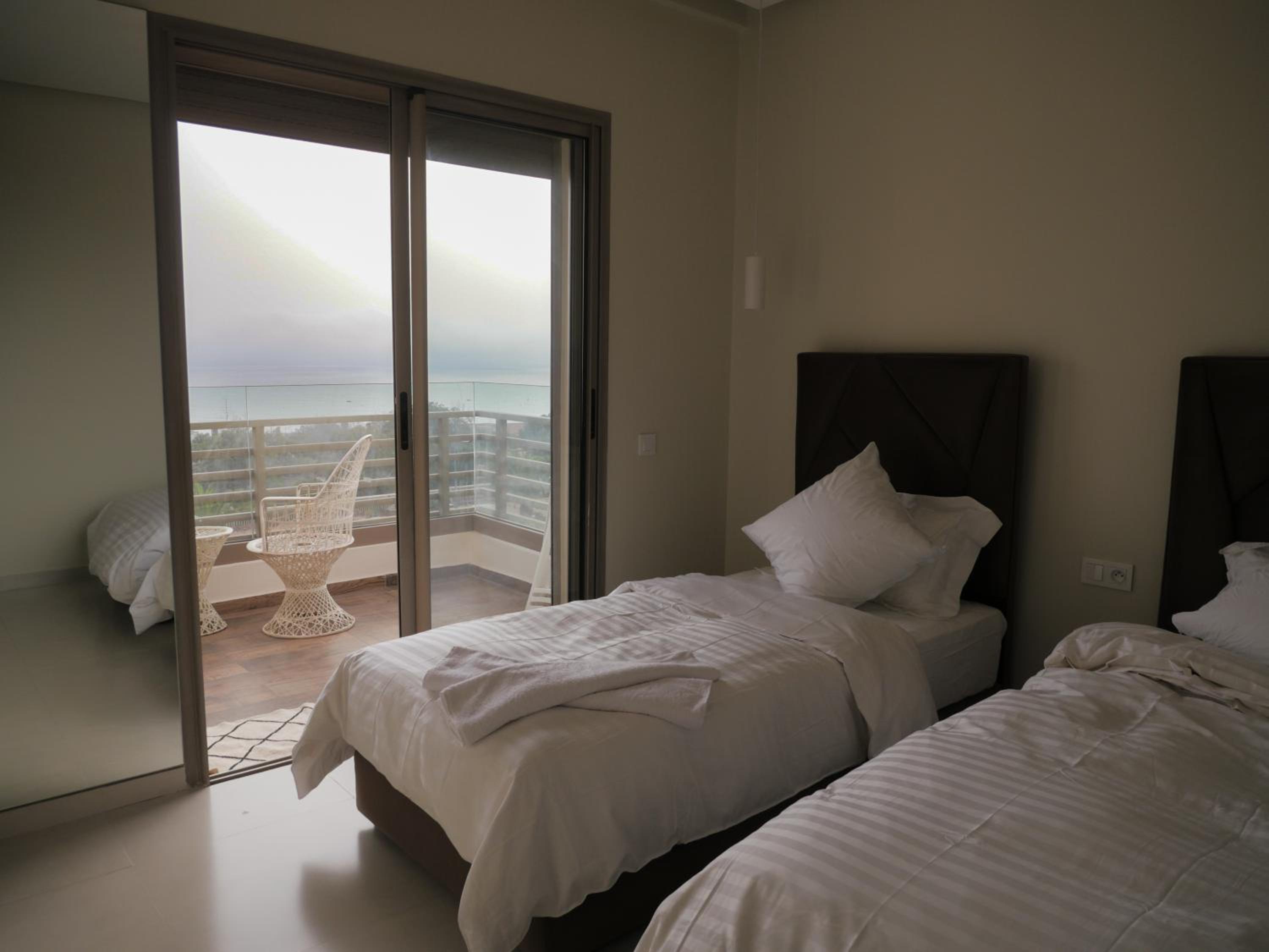 Apartment Surf and ocean view