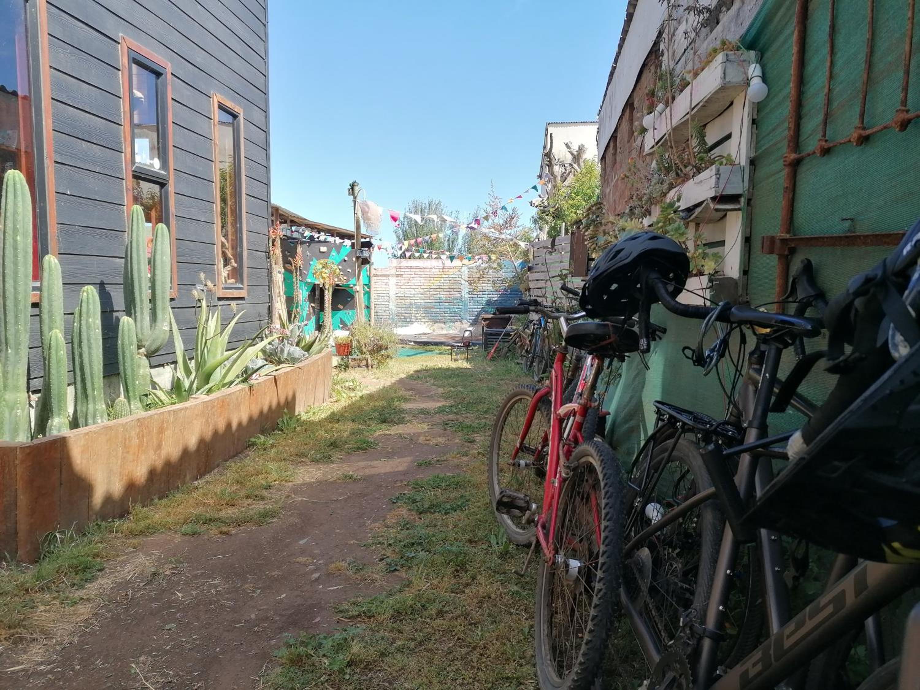 Casacipres Surf&climb Hostal