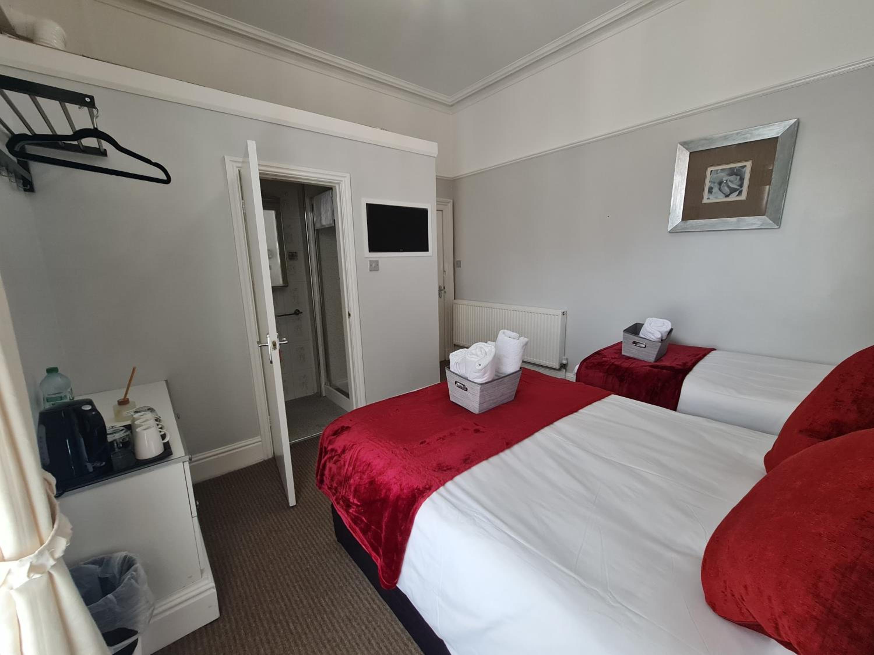 Southport Vacations - Clifton Villa - Southport - Property Image 12