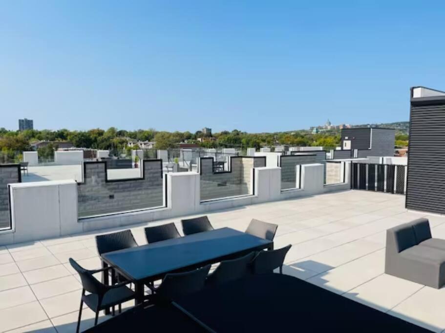 Le Bijou AirHome One or Two Bedroom Suite