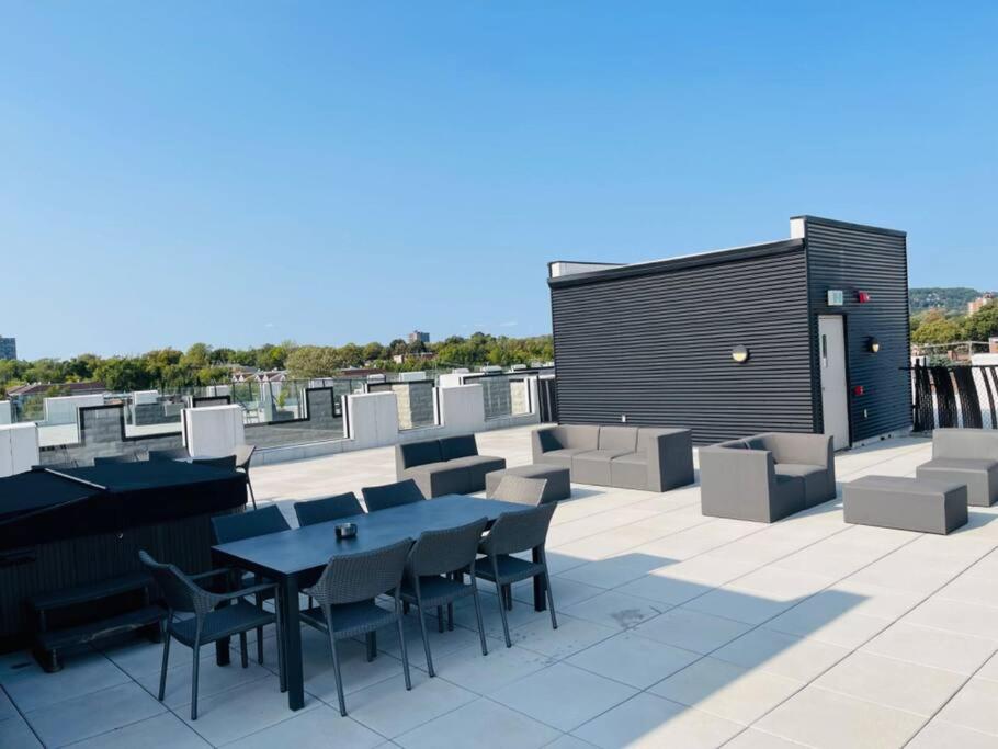 Le Bijou AirHome One or Two Bedroom Suite
