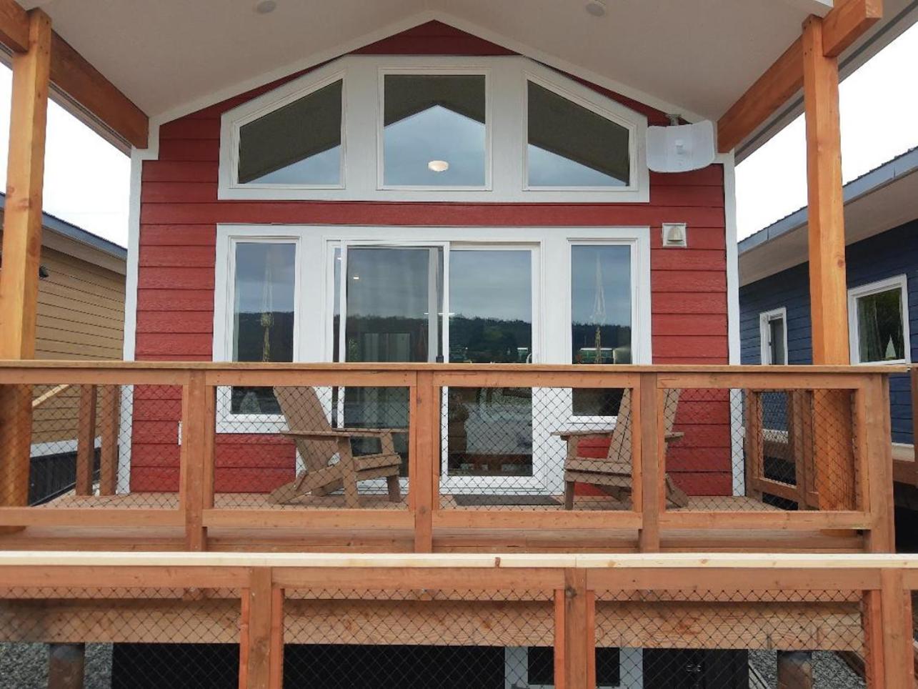 Homer Vacations - Dockside Cabin - Homer Seaplane Base - Property Image 1