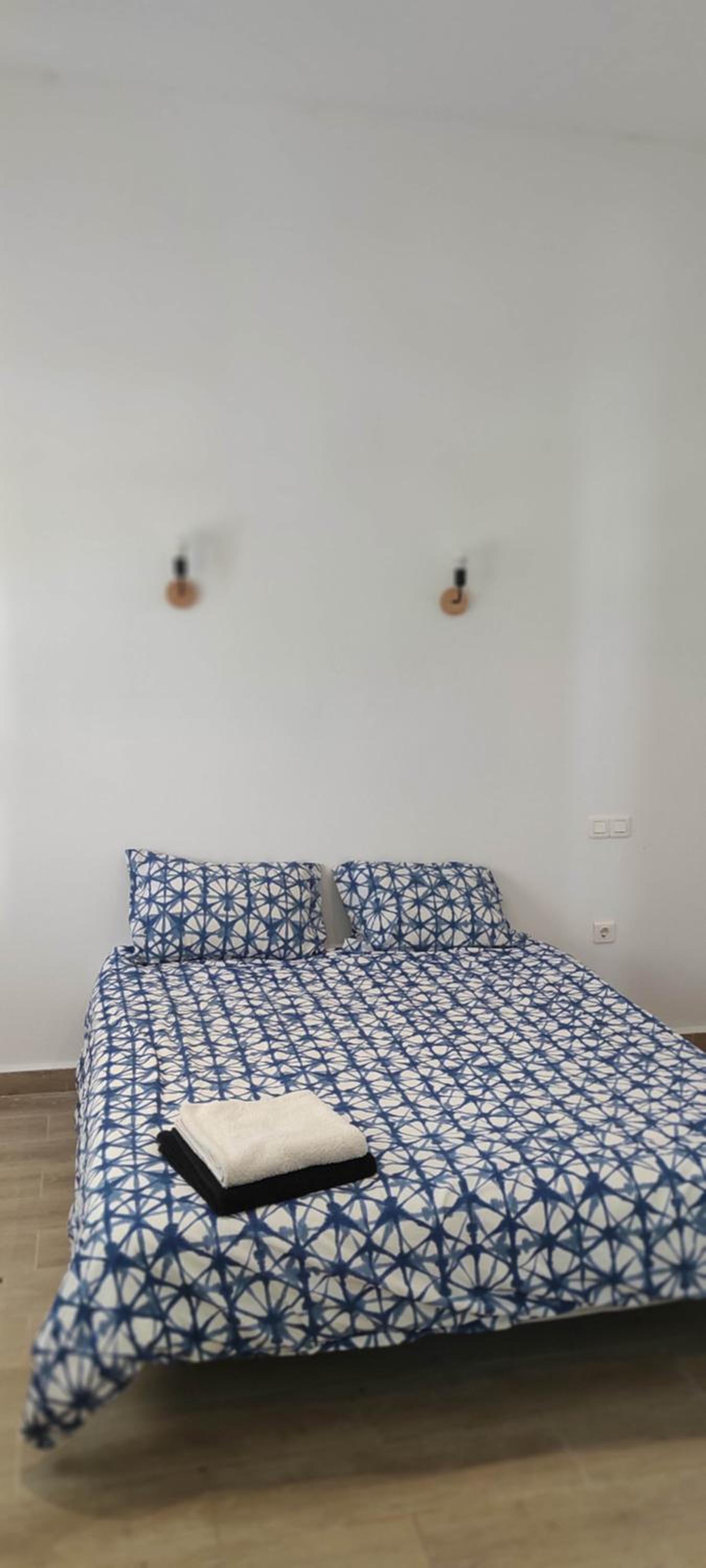 F2 duplex proche corniches plages et promenades