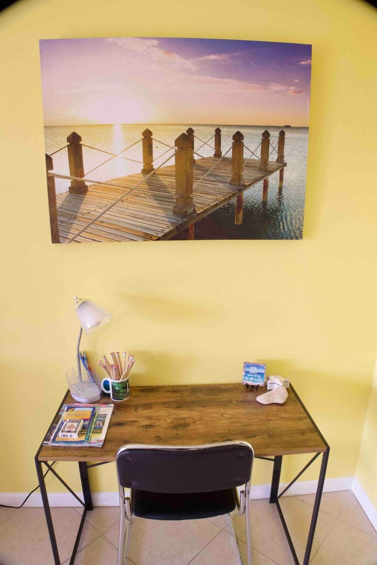 Amazing View 1 Bed1 Bath Villa On Red Hook Strip
