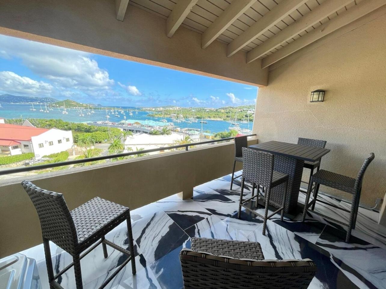 Luxury 2Bed 2Bath Condo In Downtown Red Hook view 2