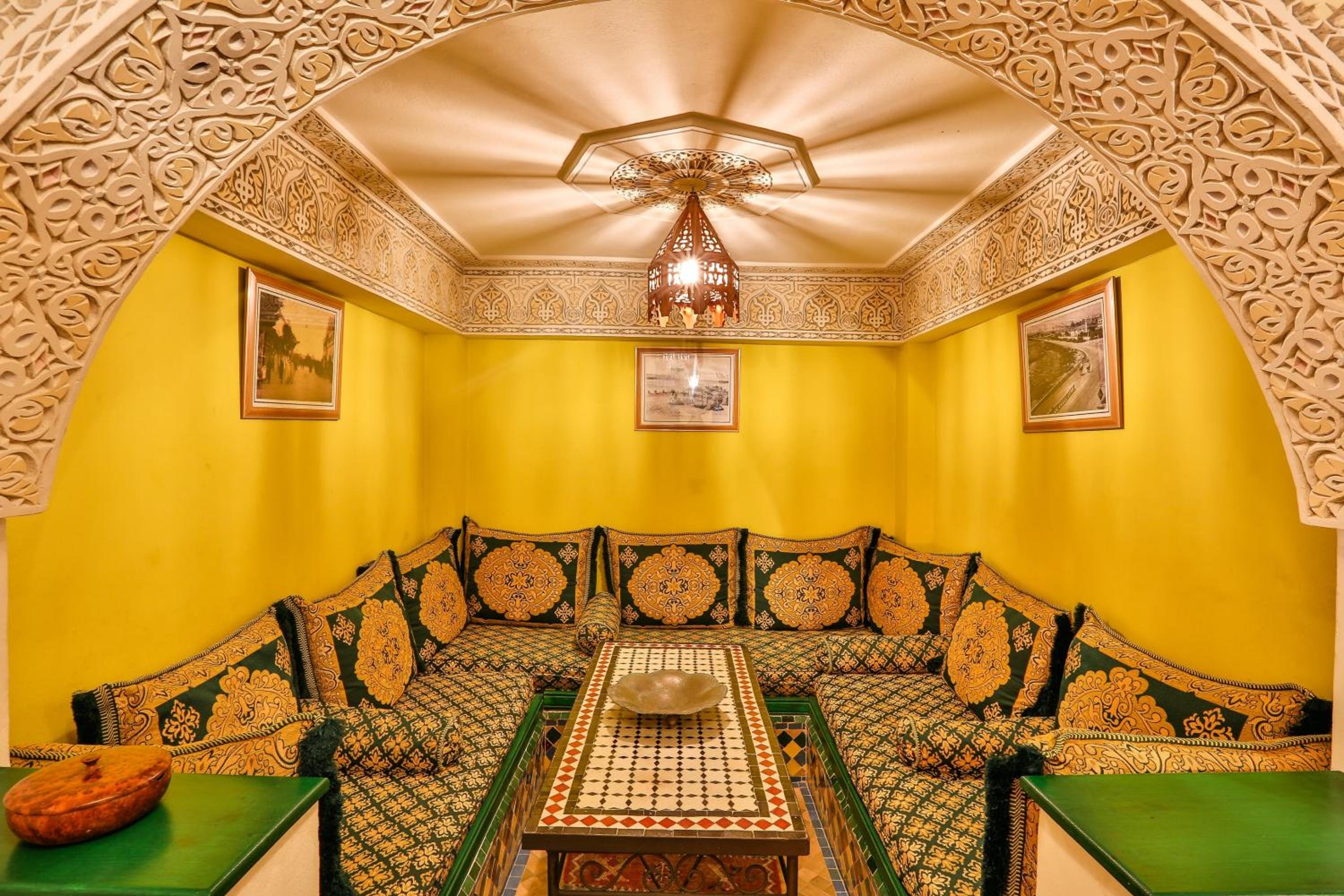 lounge