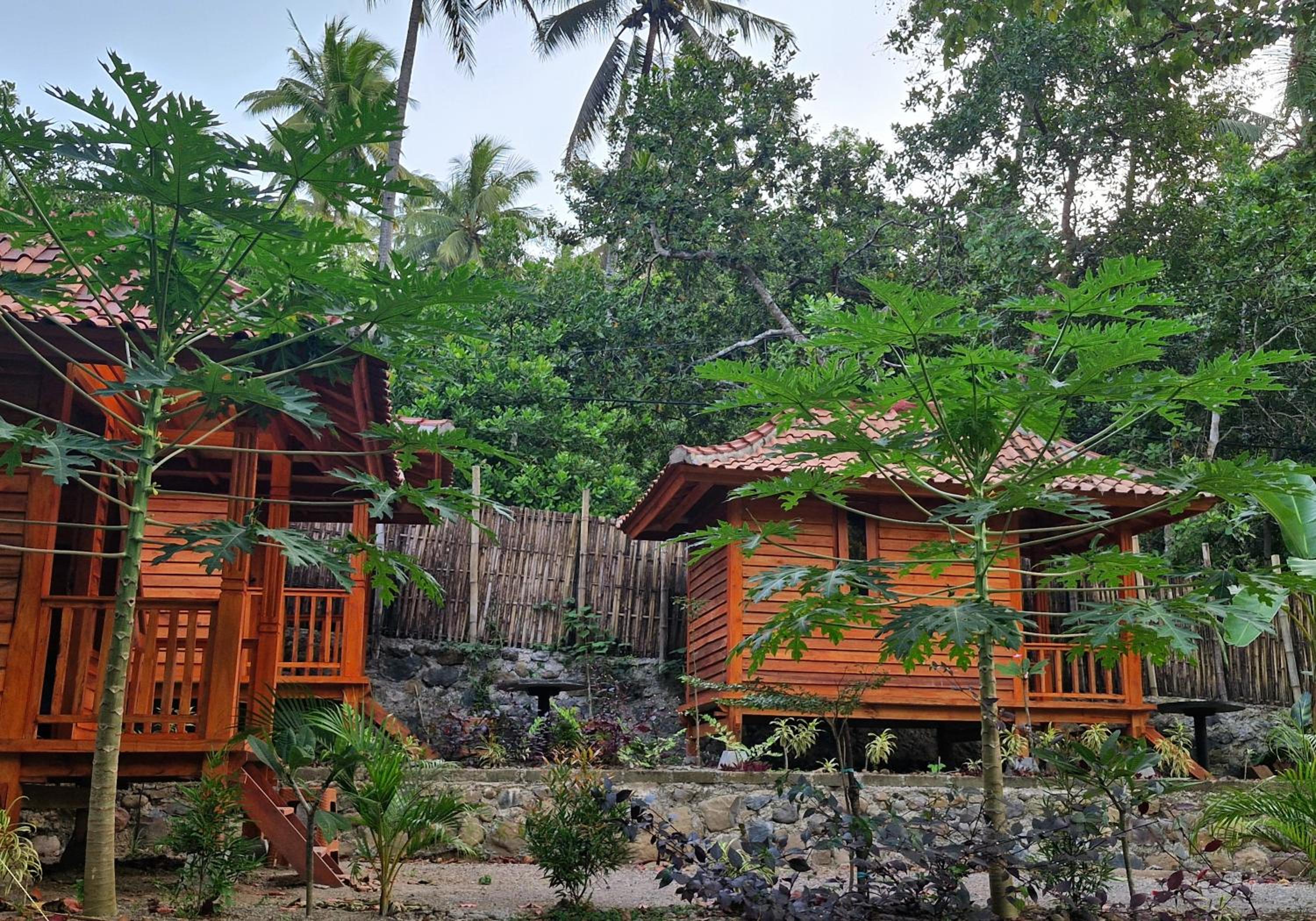 Tiu Ronton River , Bungalows Camping and Trekking view 3