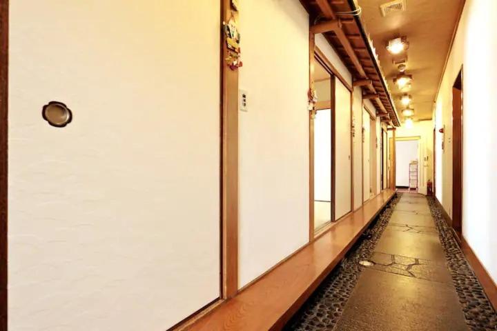 Maximum 24 people! 2stop to Namba!for family,friends!