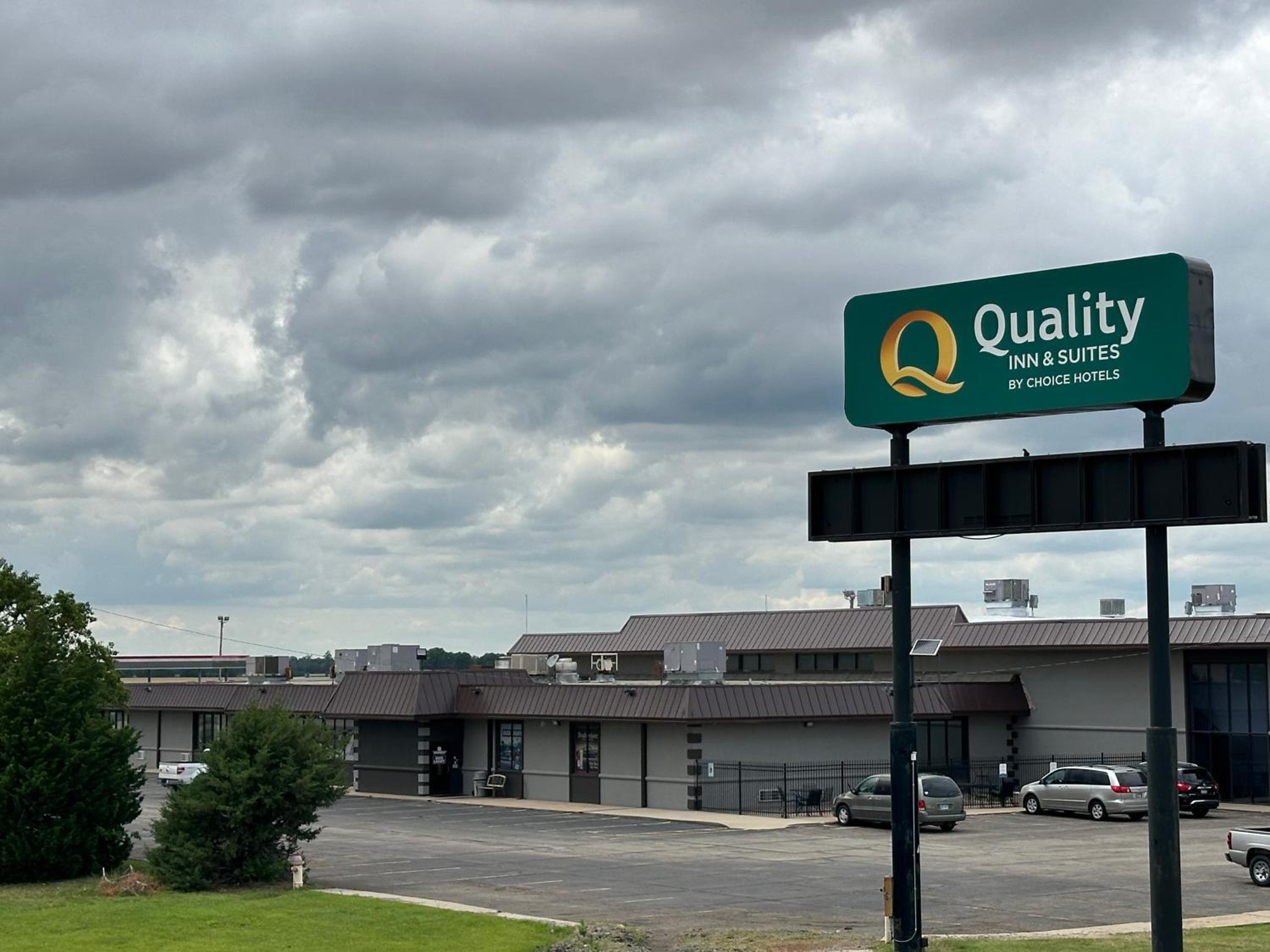 Hotel Quality Inn & Suites Salina West