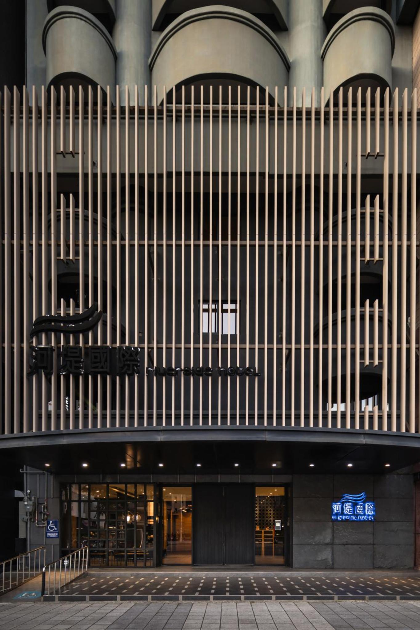 The Riverside Hotel International