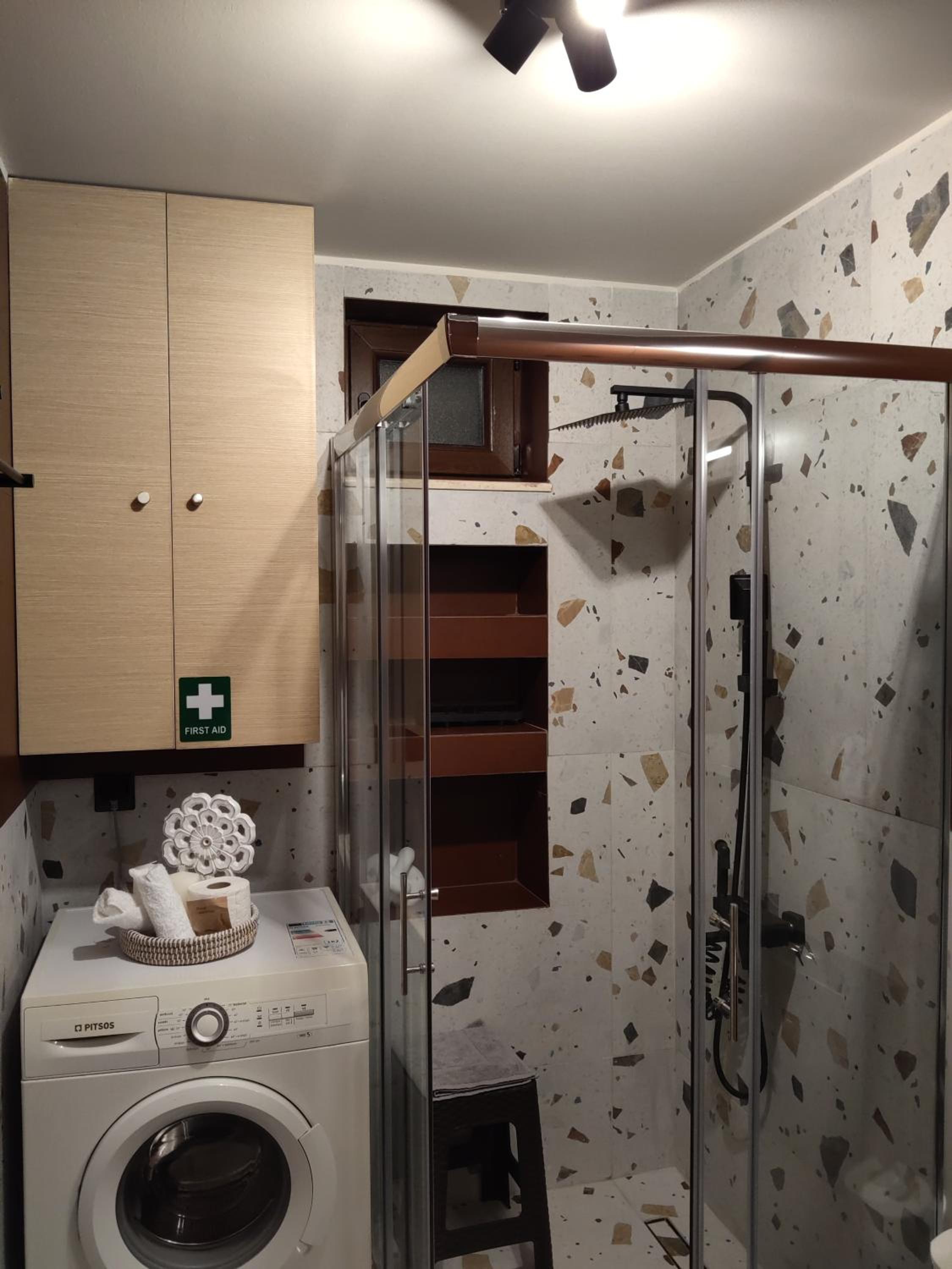 Pasiphae Luxury House