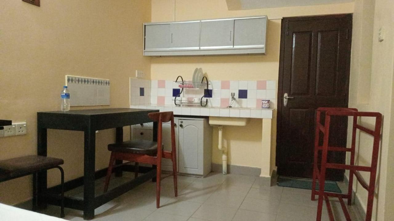 Reverie Cottage, Kandy view 3