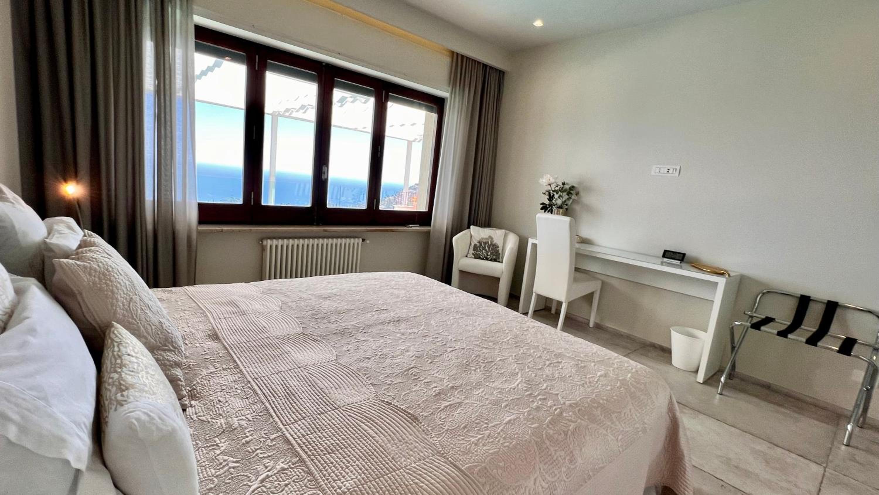 MEDITERRANEAN SEASONS, VILLA MEDITERRANEA Taormina, Private Pool & Sea View photo 3