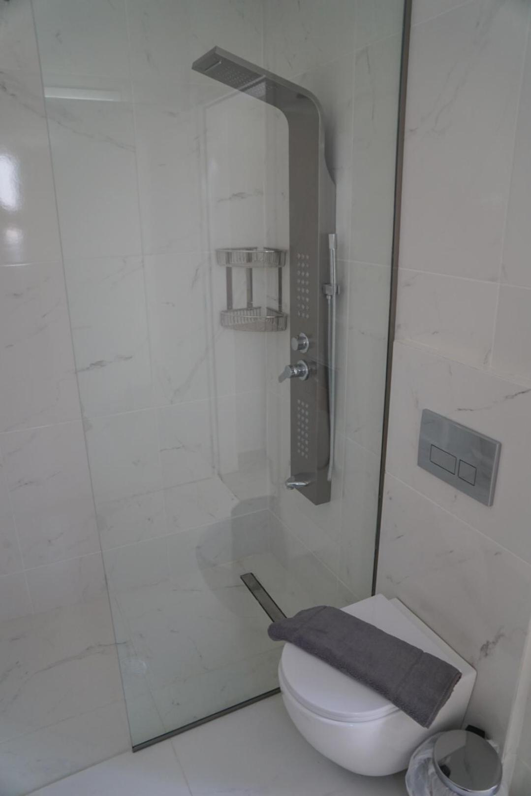 MENTOROS VILLAS