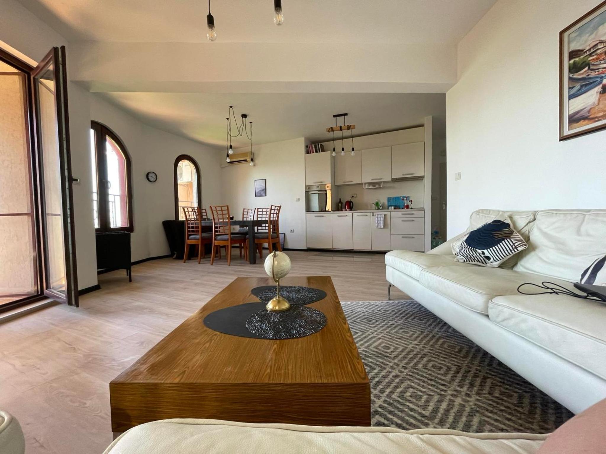Marina Cape Sky View Lux Apartment in Aheloy