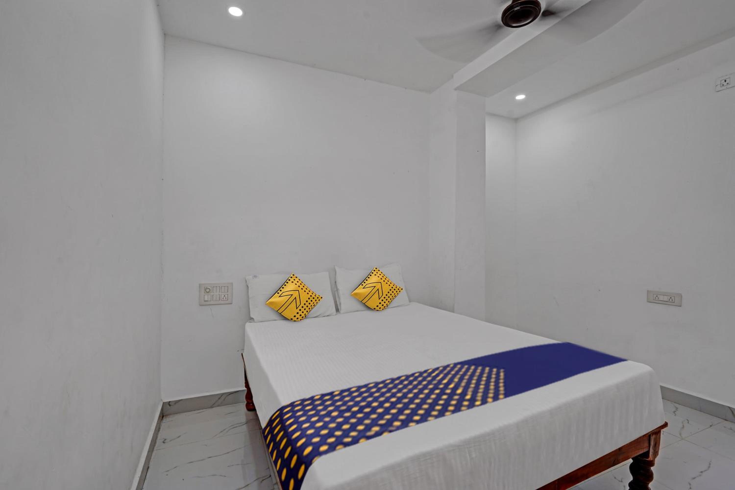 Hotel O SKP GRAND view 3
