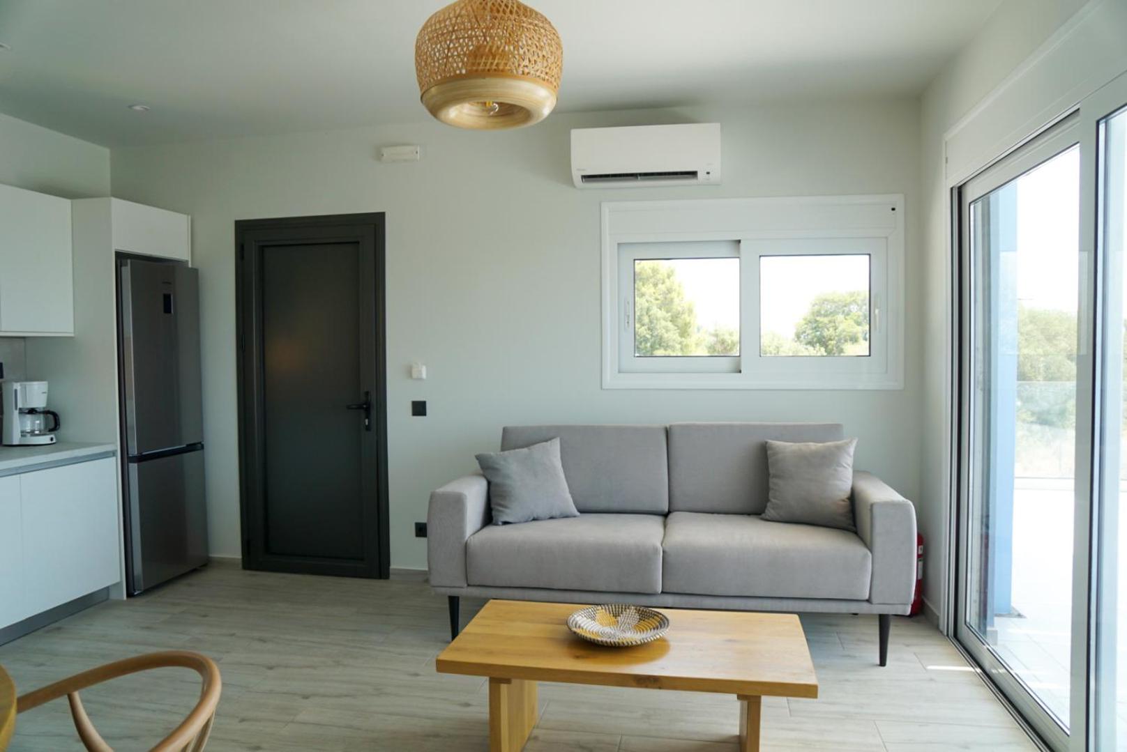 MENTOROS VILLAS