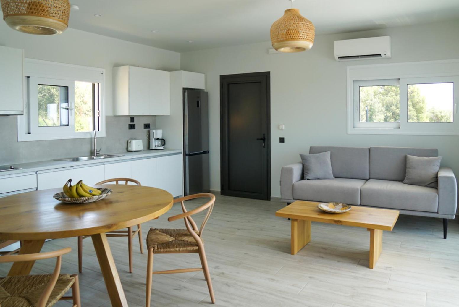 MENTOROS VILLAS