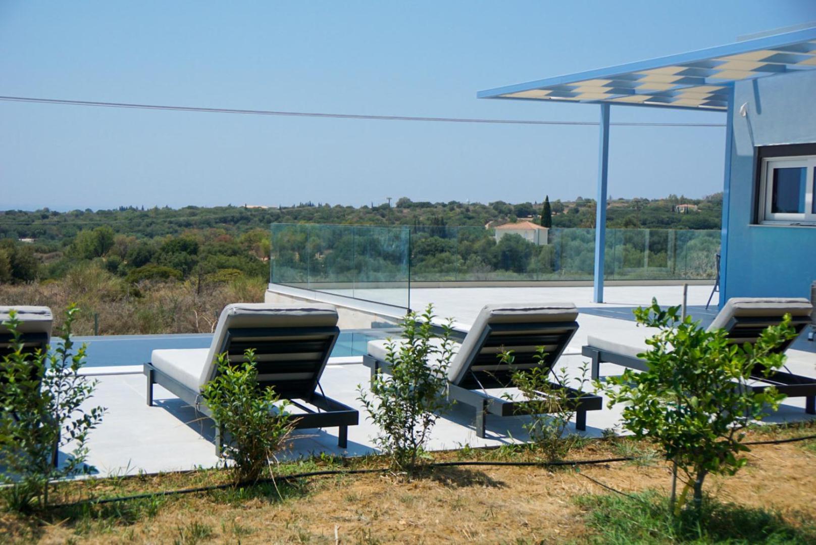 MENTOROS VILLAS