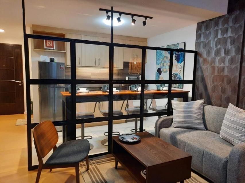 Avant Apartment Studio w Pool view 2