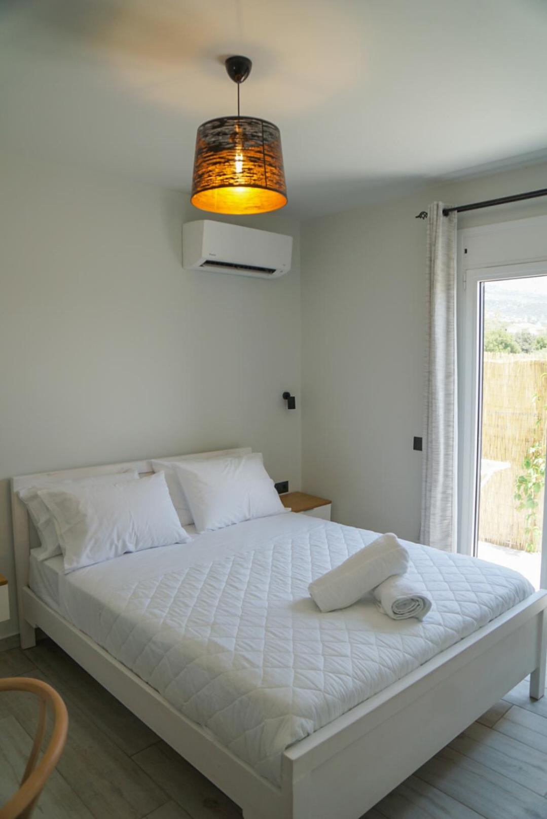 MENTOROS VILLAS