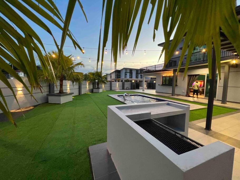 The Tropiical Private Pool by Hometel photo 5