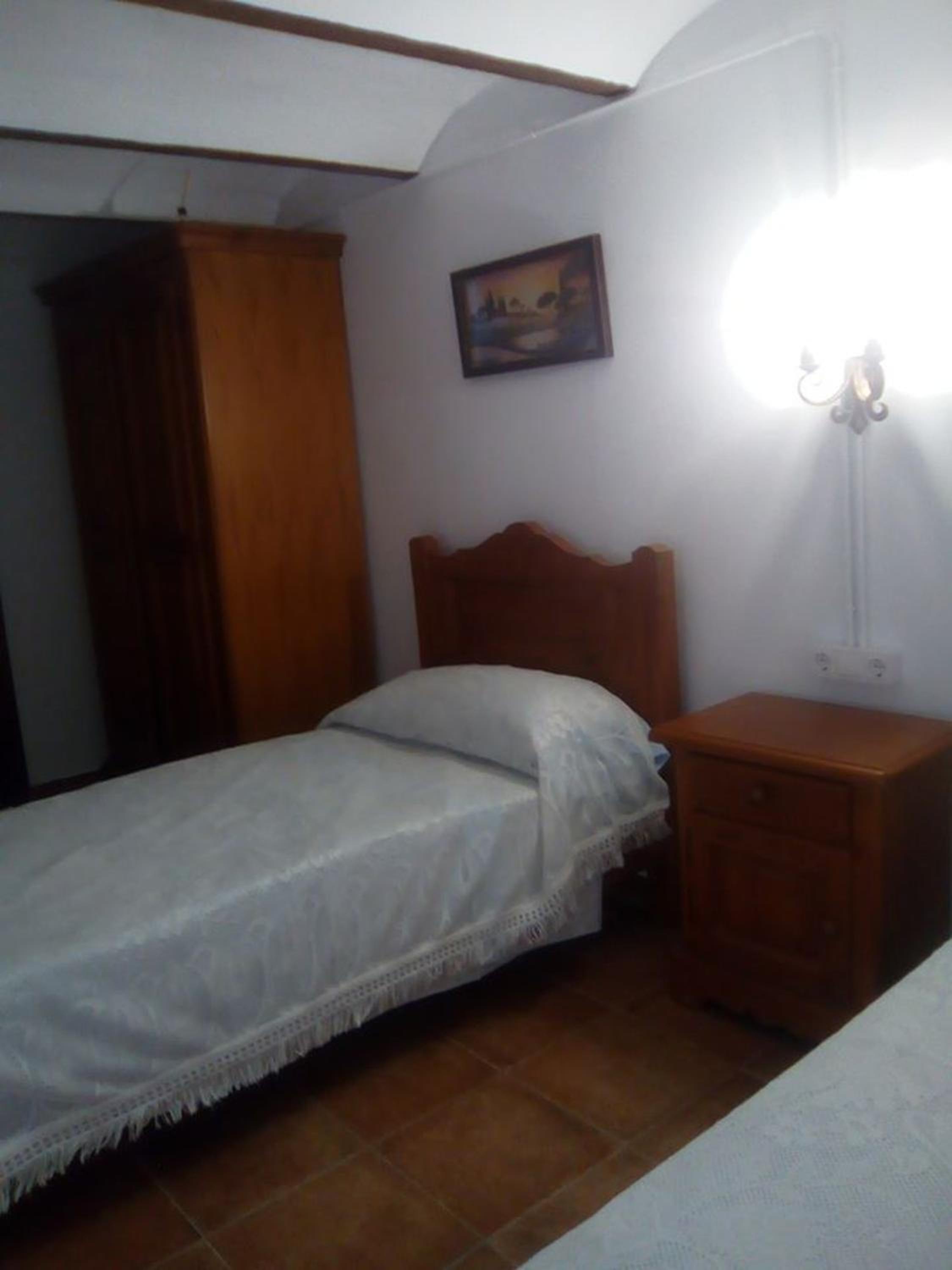 Charming House with Pool in Montilla
